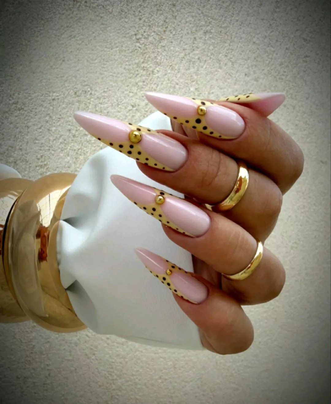 Pink press-on nails... — photo 2